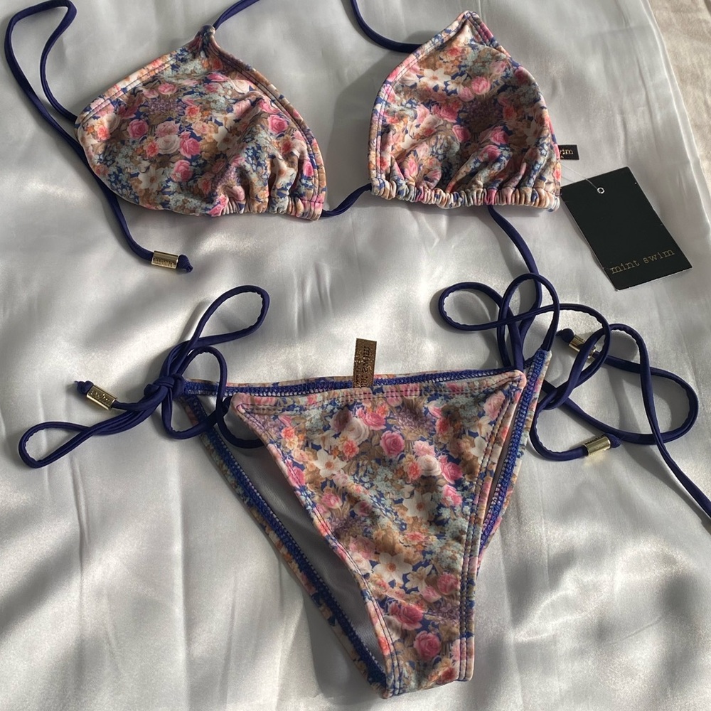 *NWT* Mint Swim Floral Bikini, Sz M